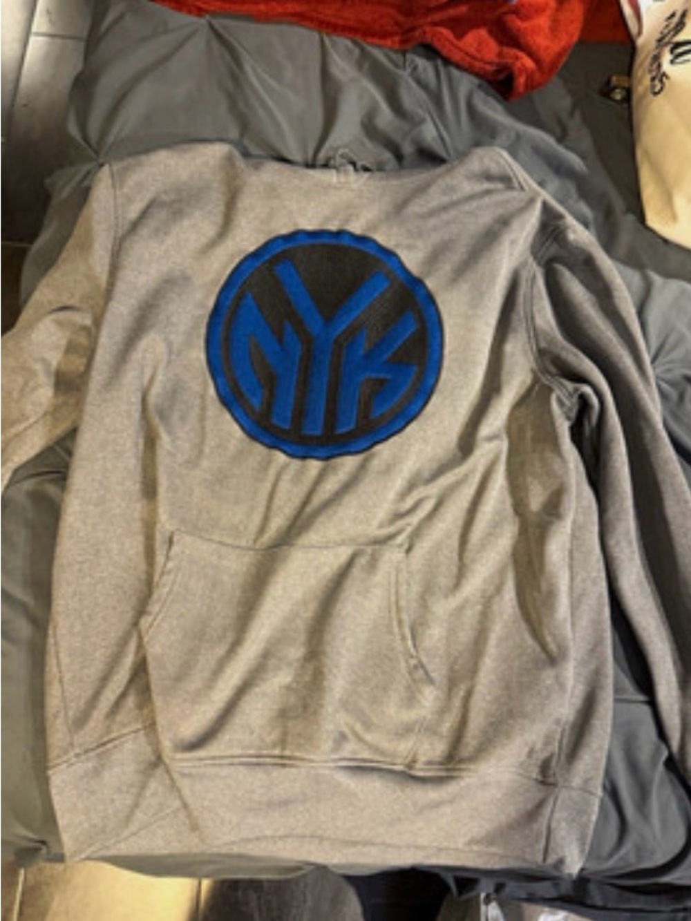 Gray New York Knicks Pullover Hoodie with Blue Logo - Men